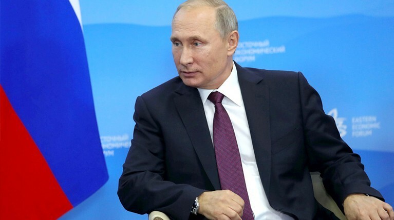 Путин попросил подозреваемых в отравлении Скрипалей рассказать о себе — Daily Storm