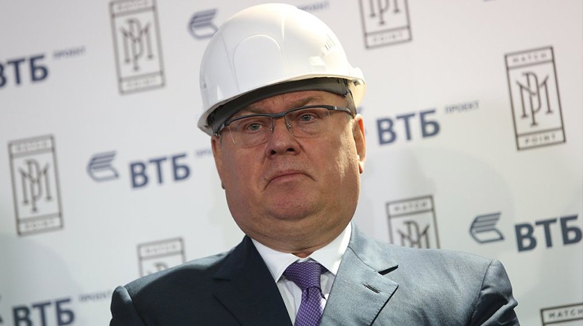 Dailystorm - Глава ВТБ не согласился с главой МЭР, что пора покупать рубли