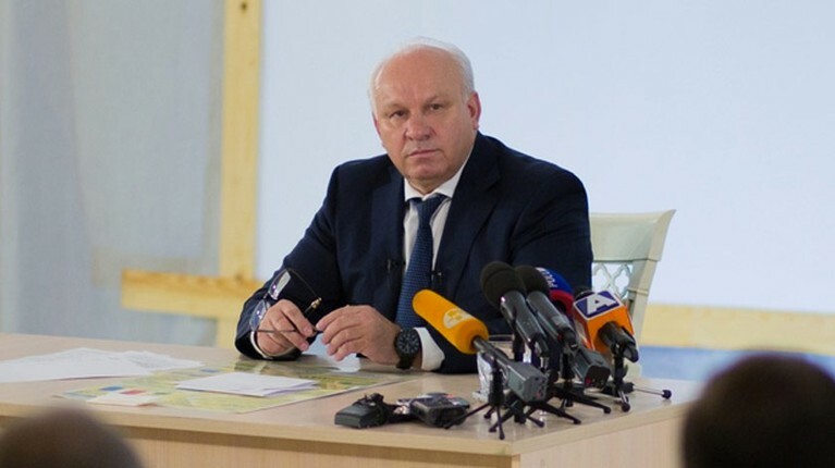 Виктор Зимин заявил, что не хочет допустить раскола в республике и не держится за власть