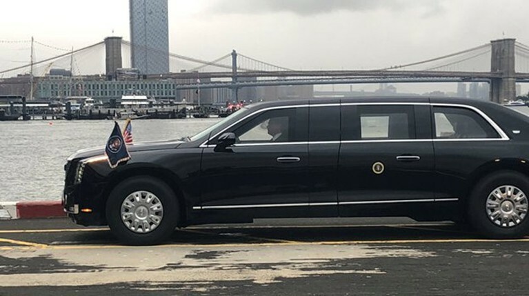 Новый лимузин Трампа показали в Нью-Йорке — Daily Storm