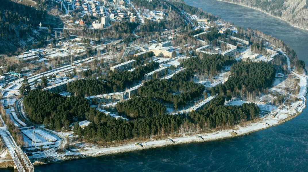 Счета арестованы у 36 муниципальных учреждений Саяногорска, мэр заявил о банкротстве города Фото: © GLOBAL LOOK press/Serguei Fomine