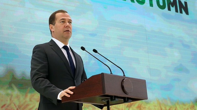 Медведев заявил, что московские видеокамеры помогли лучше узнать футболистов — Daily Storm
