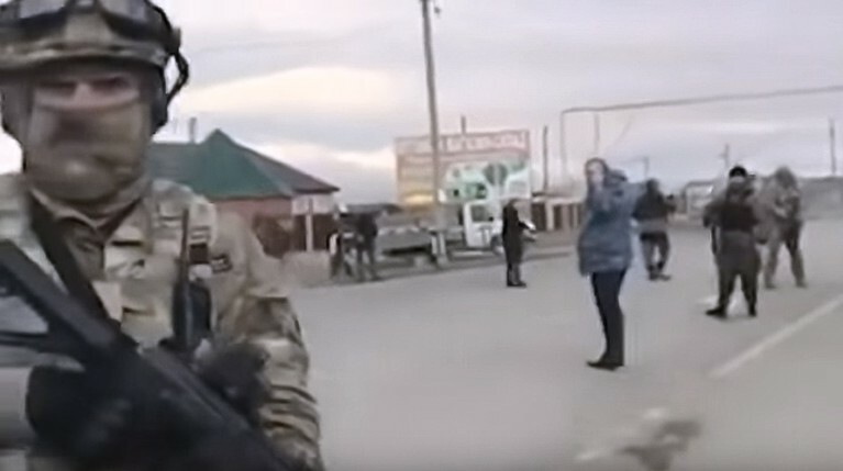 СМИ узнали, как была завербована смертница, взорвавшая себя около КПП в Грозном — Daily Storm