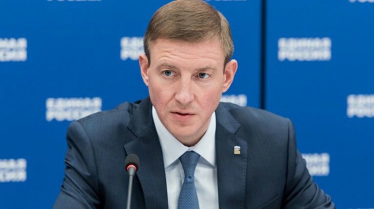 Омский единоросс Алексей Провозин поделил многодетные семьи на «ложные» и «истинные»