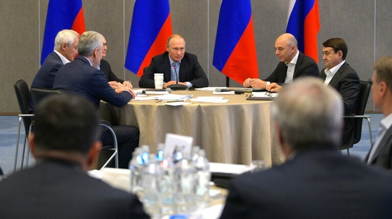 Порошенко отреагировал на проведение Путиным заседания Госсовета в Крыму — Daily Storm