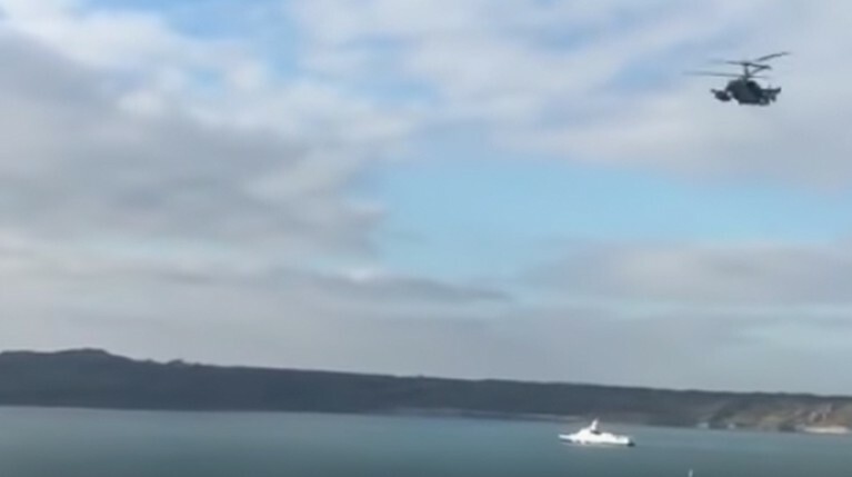 Российские пограничники блокируют корабли ВМС Украины, нарушившие госграницу — Daily Storm