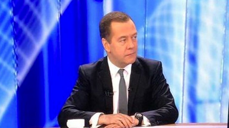 Медведев призвал единороссов вернуть доверие избирателей — Daily Storm
