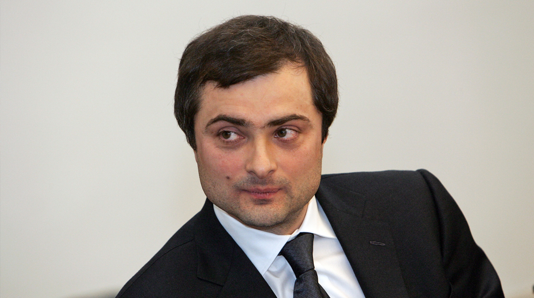 Vlad MC Surkov оставил должность директора музыкальной студии в ноябре 2017-го Помощник президента России Владислав Сурков