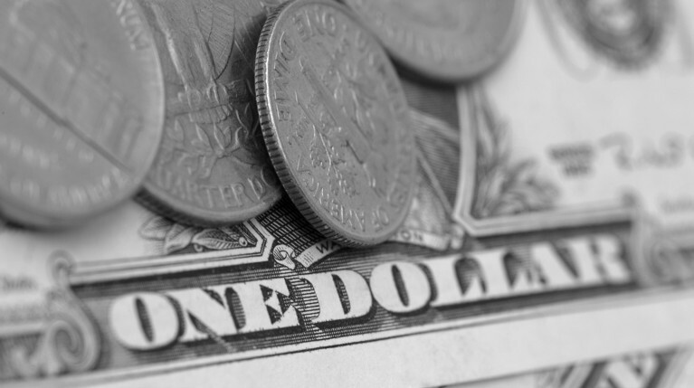 Аналитики призвали россиян не бояться доллара по 70 рублей — Daily Storm