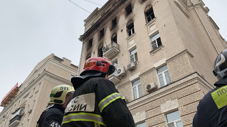 Полиция: основной причиной пожара в «звездном доме» в Москве стало короткое замыкание — Daily Storm