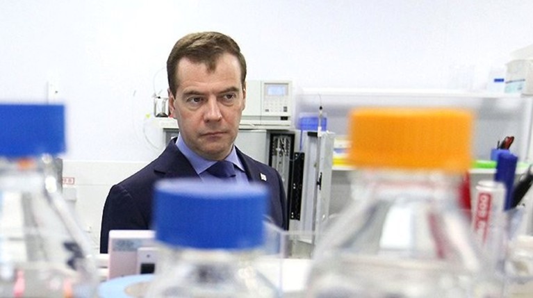 Медведев рассказал, почему предпочитает воду с газом — Daily Storm