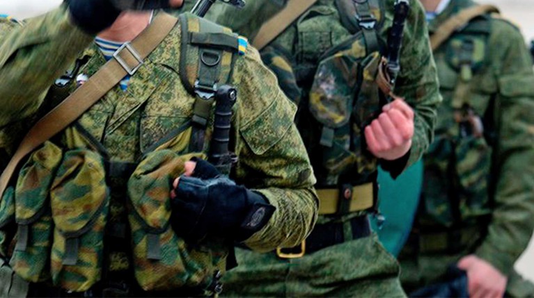 Финансовые возможности России в настоящее время не позволяют отменить призыв, считает генерал-лейтенант Евгений Бурдинский