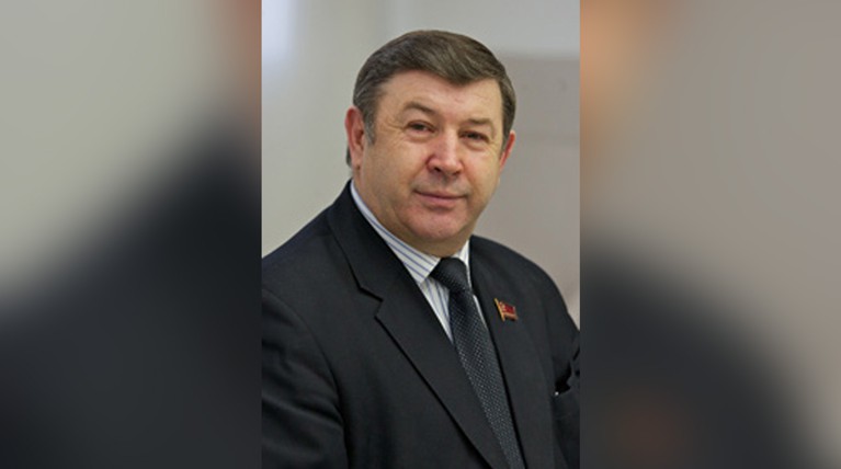 ЦИК передал депутатский мандат Алферова красноярцу Петру Медведеву — Daily Storm