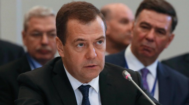 Правительство не смогло договориться с нефтяниками без вмешательства премьера