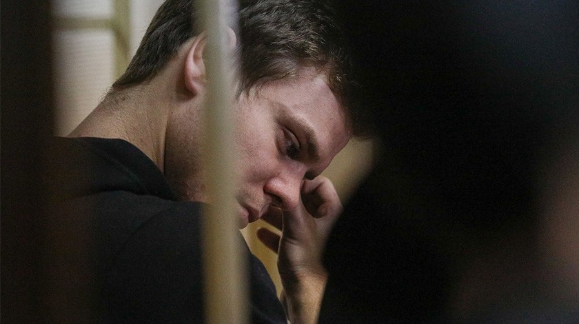 Александр Кокорин в здании Пресненского районного суда