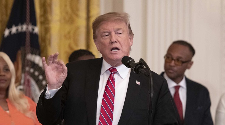 Трамп: Демократы никогда не перестанут обвинять меня в сговоре с Россией — Daily Storm