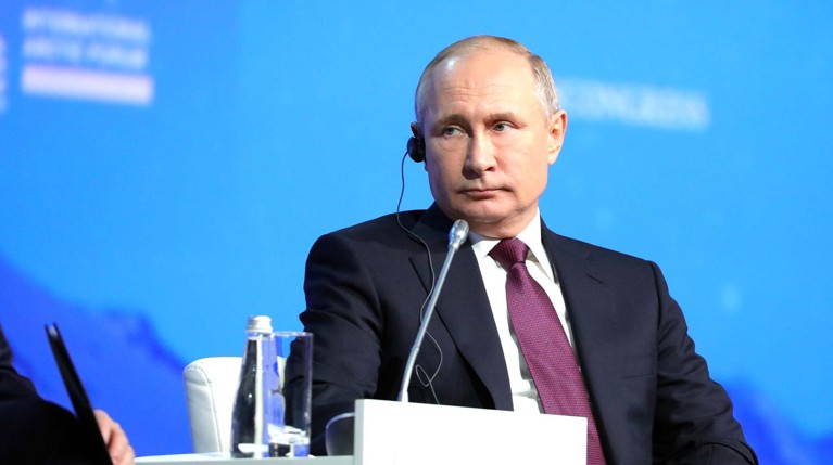 Путин сравнил приглашение Трампа приехать в Вашингтон с эпизодом из «12 стульев» — Daily Storm