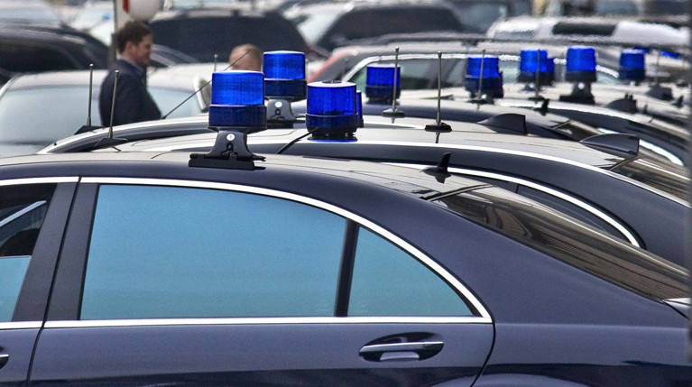 Раньше ведомство имело право только на один автомобиль со спецсигналом