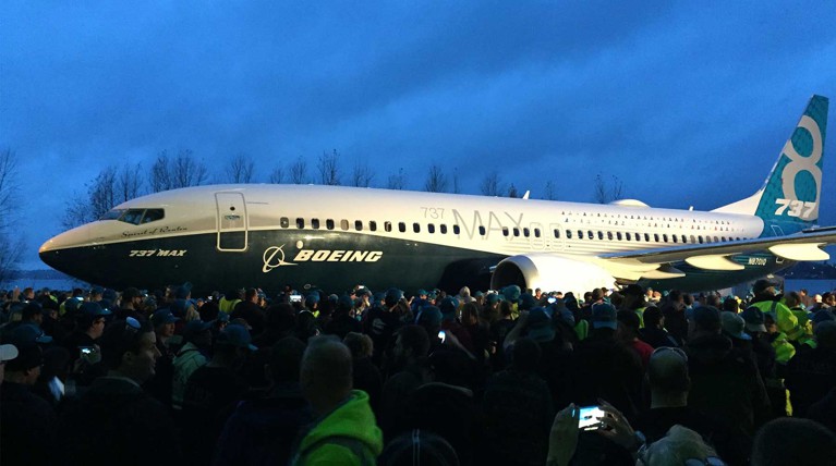 Проблемы лайнера 737 MAX обернулись для Boeing миллиардными потерями — Daily Storm