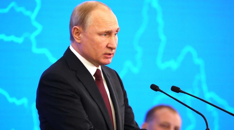 Российский лидер также отметил навязывание другим странам и народам западных ценностей и сомнительных идеалов Фото: © GLOBAL LOOK press / Kremlin Pool