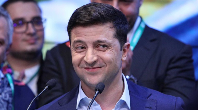 Зеленский усомнился в словах Путина о российских паспортах для украинцев — Daily Storm