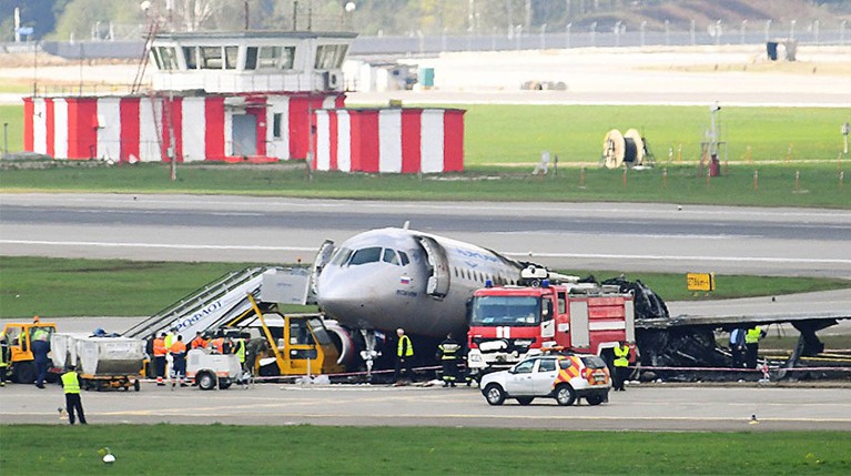 «Коммерсантъ» рассказал о приоритетной версии катастрофы SSJ 100 — Daily Storm