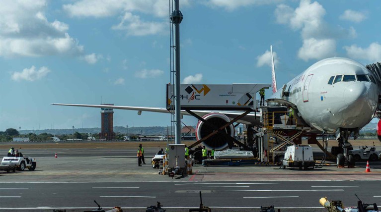 В российских аэропортах откладывают и отменяют рейсы самолетов SSJ 100 — Daily Storm