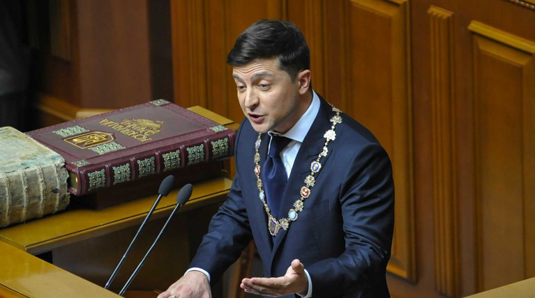 Владимир Зеленский подписал указ о роспуске Верховной рады — Daily Storm