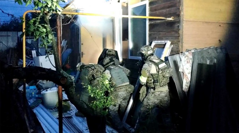 Боевики открыли огонь по силовикам и были убиты