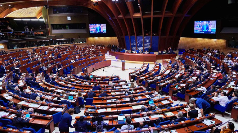 В Парламентской ассамблее решили, что сначала его должен изучить комитет по регламенту