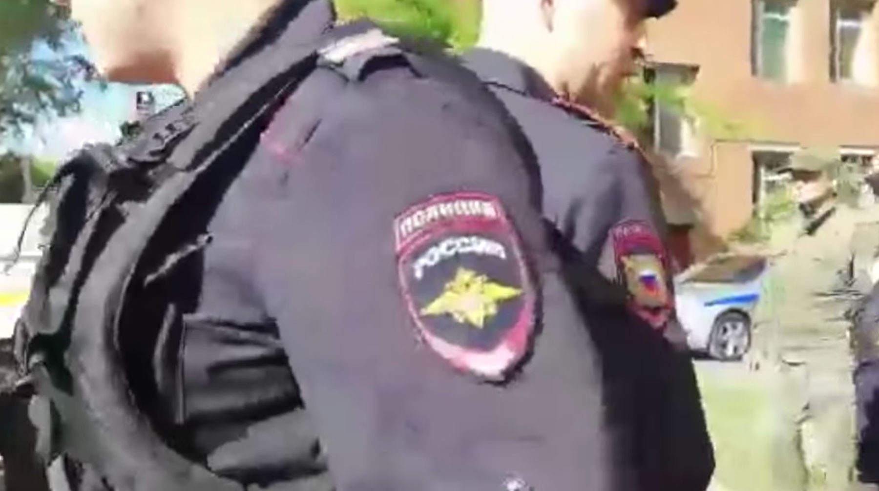 Dailystorm - Полиция разогнала участников акции против застройки сквера на западе Москвы