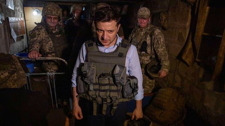 Зеленский обвинил Россию в гибели военных ВСУ в Донбассе — Daily Storm