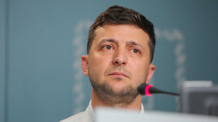 Зеленский назвал бунтом большинства в Раде непринятие его законопроектов — Daily Storm