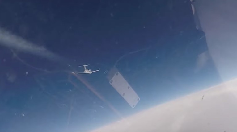 Су-27 перехватил над Балтикой самолеты-разведчики НАТО — видео — Daily Storm