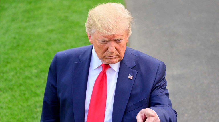 СМИ: Трамп теряет терпение и интерес к ситуации в Венесуэле — Daily Storm