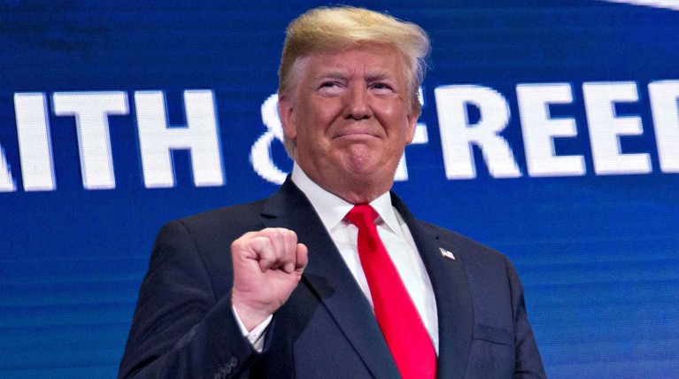 СМИ: Трамп пошел на уступки в торговой войне с Китаем — Daily Storm