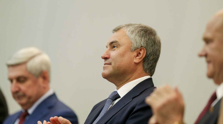 Володин рассказал о двойных стандартах Запада по отношению к СМИ — Daily Storm