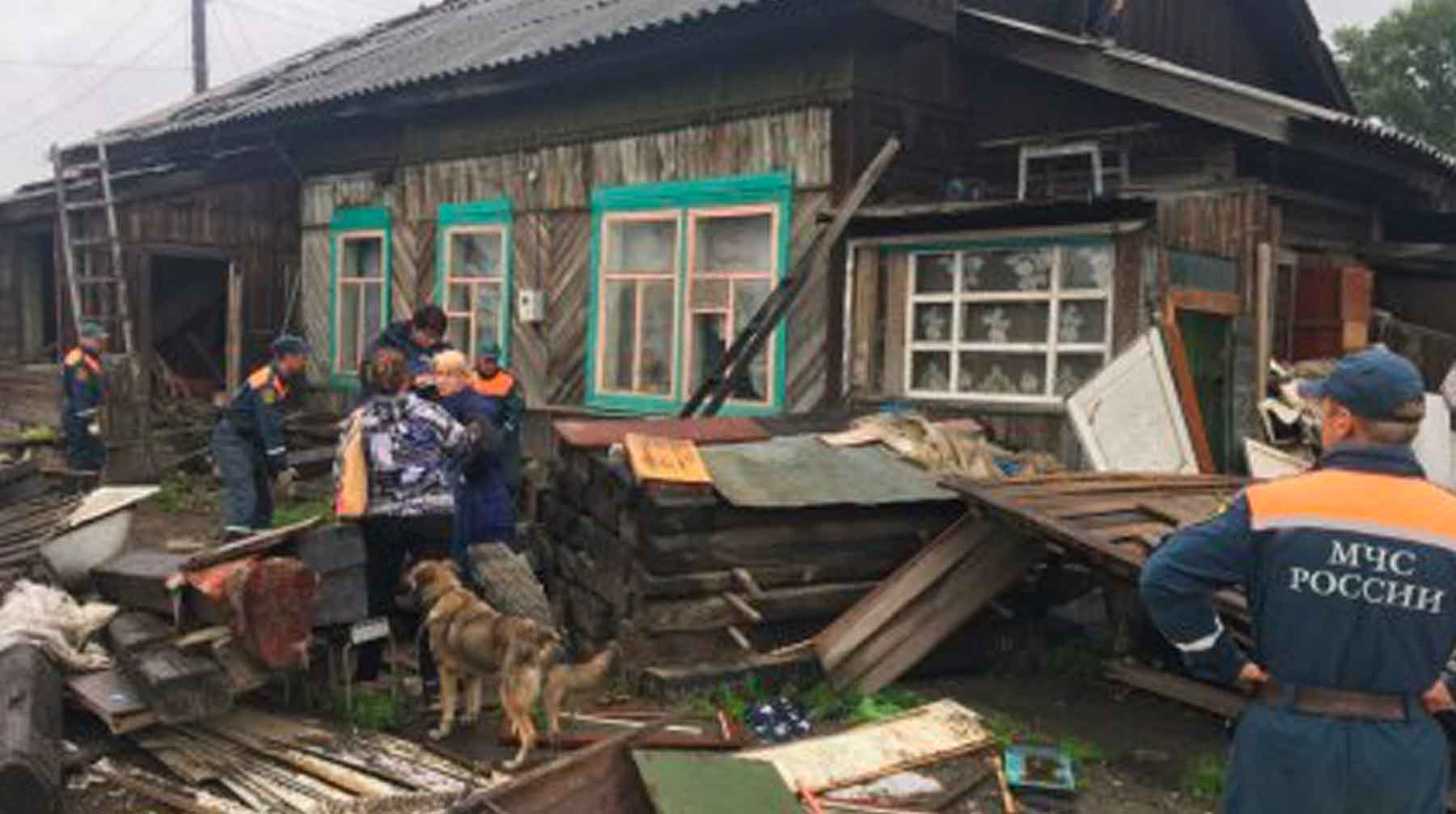 Большинство россиян не застраховали жилье из-за низких доходов, объяснили аналитики Фото: © GLOBAL LOOK press / EMERCOM of Russia