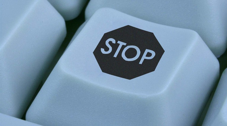 Причина — ложные сообщения о минировании, приходившие с Scryptmail и Mailbox.org, считают эксперты Фото: © Global Look Press