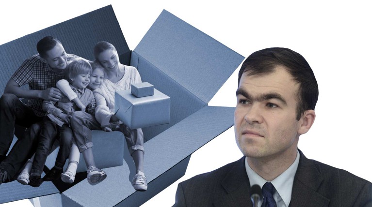 Евгений Бобров убежден, что из-за просроченных кредитов россияне теряют жилье