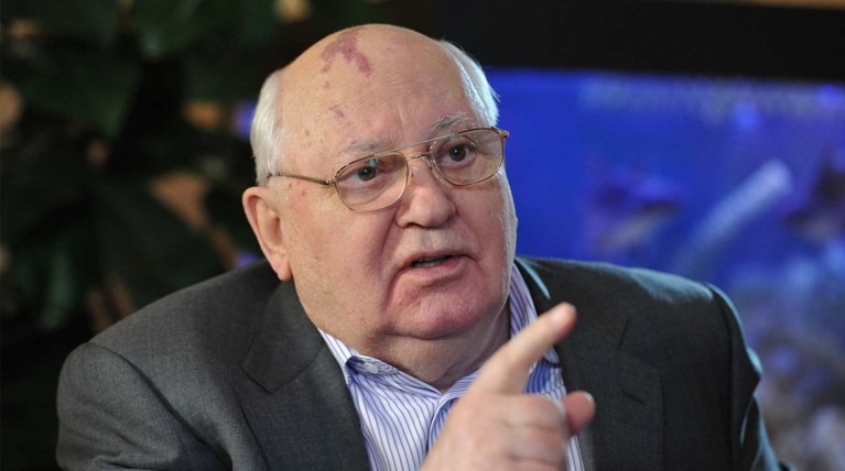 Горбачев призвал нобелевских лауреатов выступить против ядерного оружия — Daily Storm