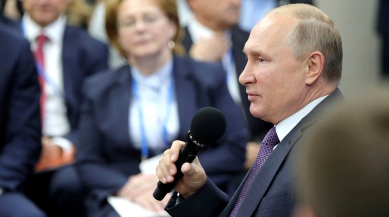 Корпус словарей для журналистов: Путин заступился за русский язык — Daily Storm