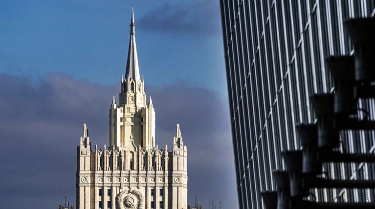 В российском дипведомстве призвали политические силы латиноамериканской страны найти конституционный выход из кризиса Фото: © GLOBAL LOOK press / Konstantin Kokoshkin