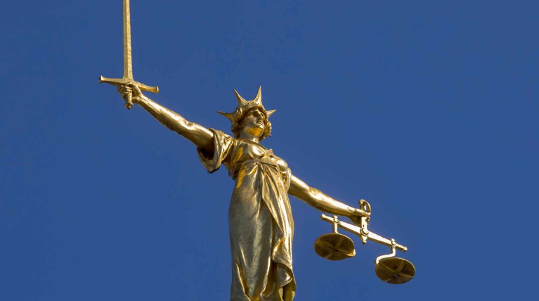 Ранее Минфин РФ сообщил, что сумма требований по кредиту, выделенному в 2013 году, составляет около 4,5 миллиарда долларов Фото: © GLOBAL LOOK press / Stefan Kiefer