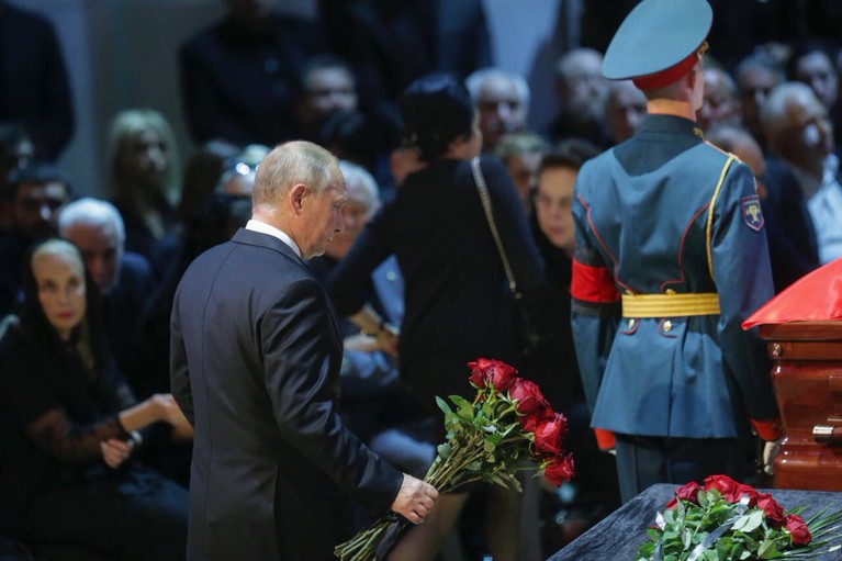 Закон защитит жилищные права близких военнослужащих, которые отдали свою жизнь, выполняя служебный долг, заявил Вячеслав Володин Фото: © GLOBAL LOOK press