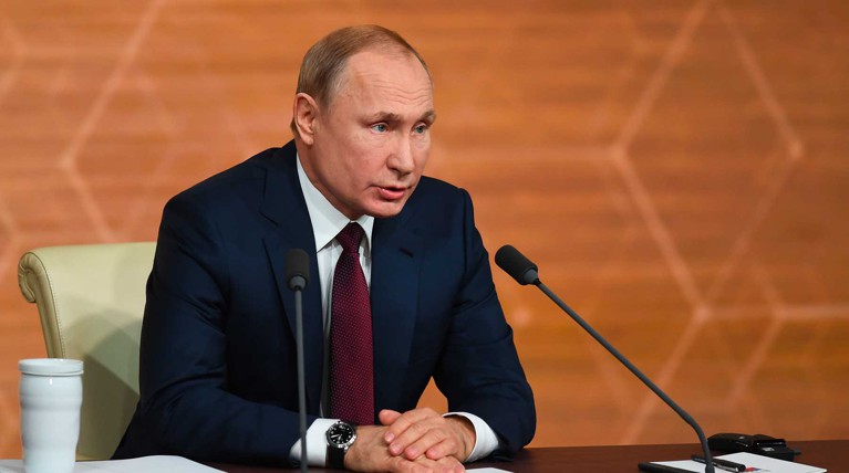 Путин призвал чиновников навести порядок в Крыму — Daily Storm