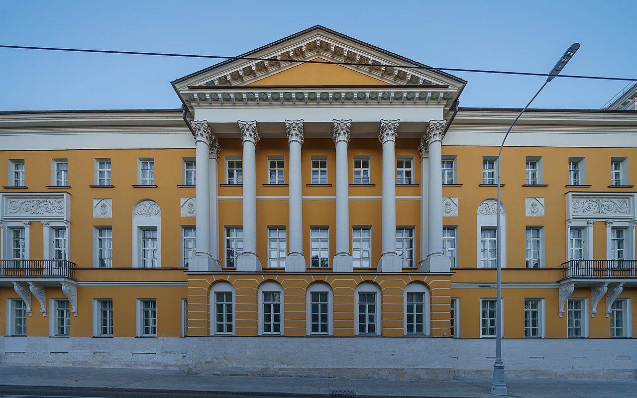 Валерия Касамара подчеркнула, что учащиеся и преподаватели, выражая свои позиции, «не должны прятаться за спиной университета» Высшая школа экономики