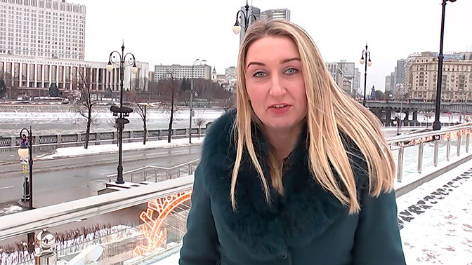 Власти республики вручили девушке постановление об аннулировании визы в конце 2019 года Юлия Шатилова, корреспондент телеканала "Звезда"