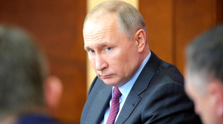«Вот что Крест Животворящий делает»: Путин в Череповце пошутил про правительство — Daily Storm