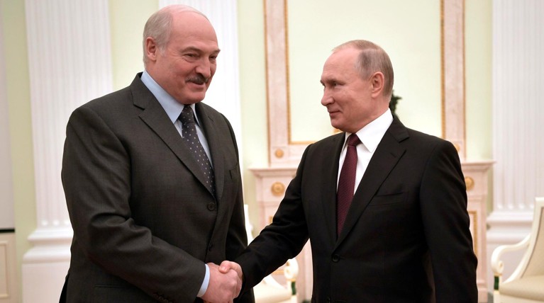 Путин и Лукашенко сыграли в хоккей за одну команду — Daily Storm
